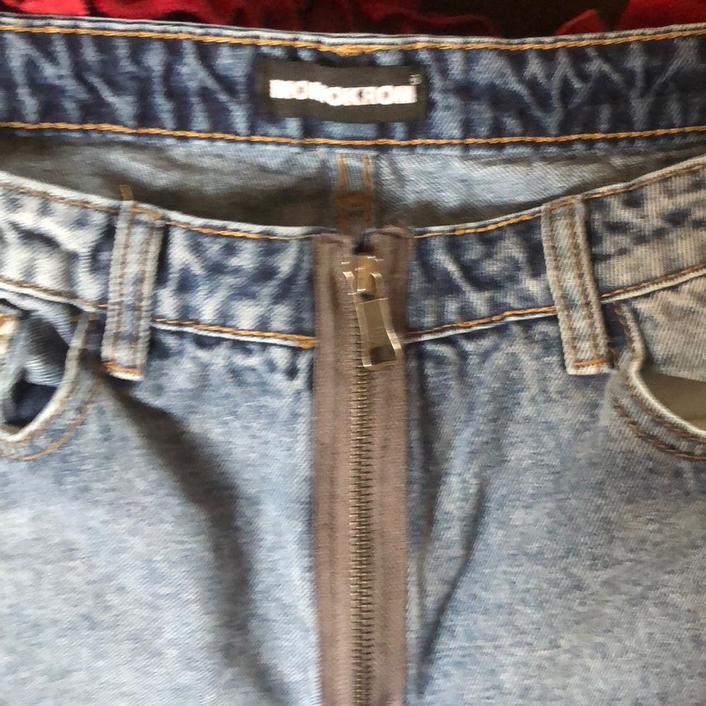 Jeans - Picture 3 of 4